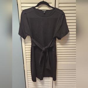 Express T Shirt Dress (Black)